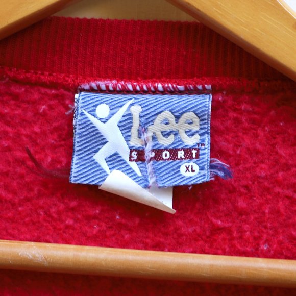 Vintage Lee Sport XL Native American Indian Tribe Man Crewneck Sweatshirt Red - Picture 10 of 10